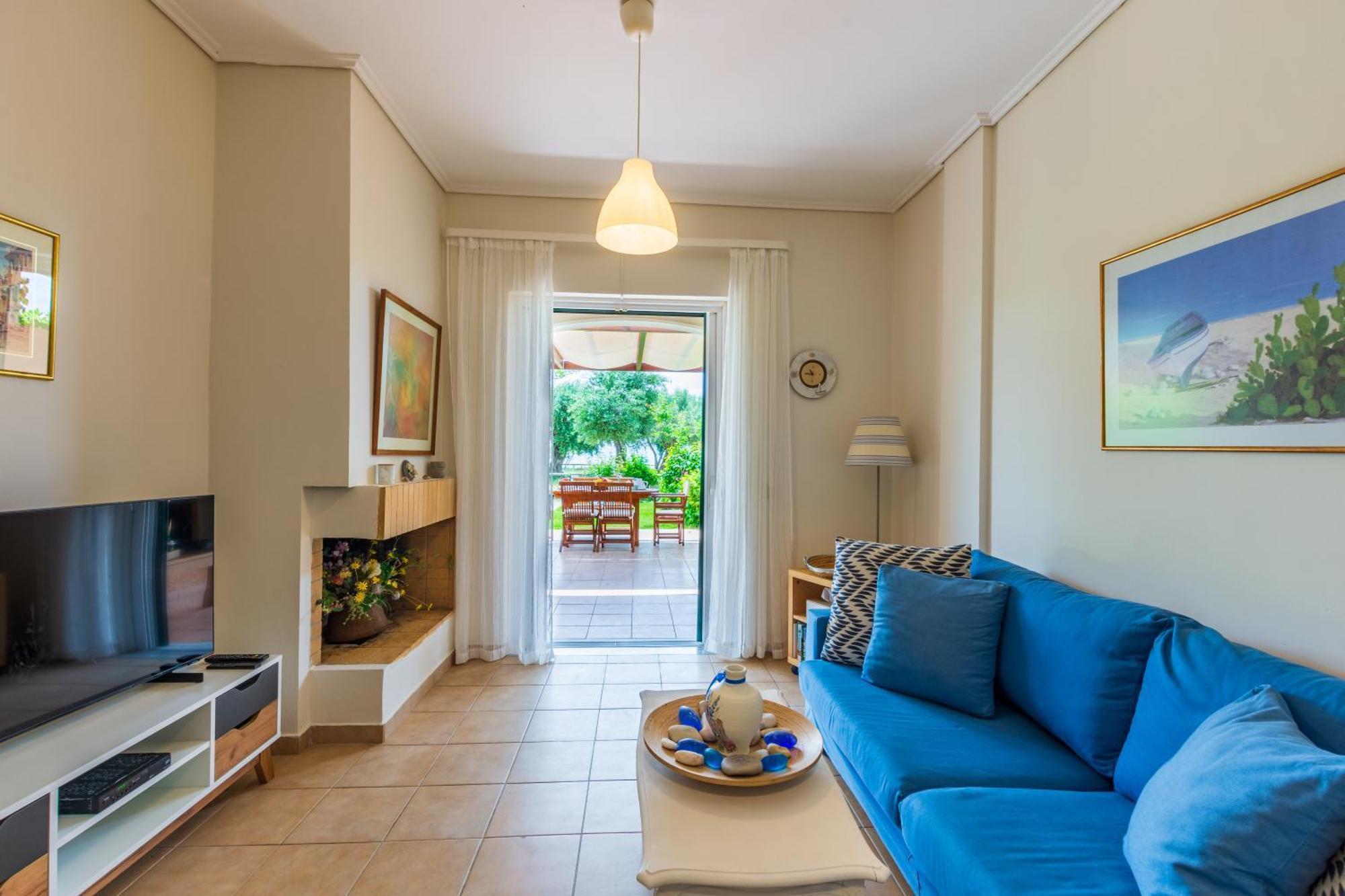 Barbati Seafront Luxury Suites Extérieur photo